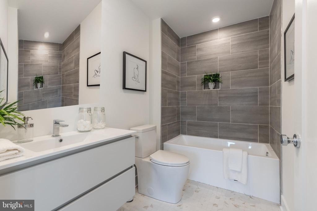 5545 Pulaski Avenue - Photo 23