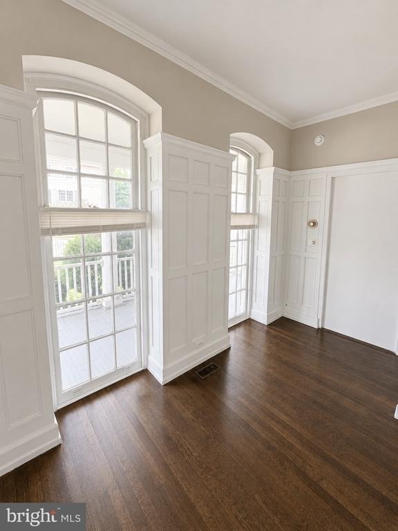 5608 Ridge Avenue - Photo 11