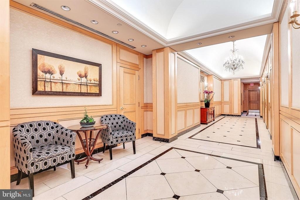 1500 Chestnut Street - Photo 20