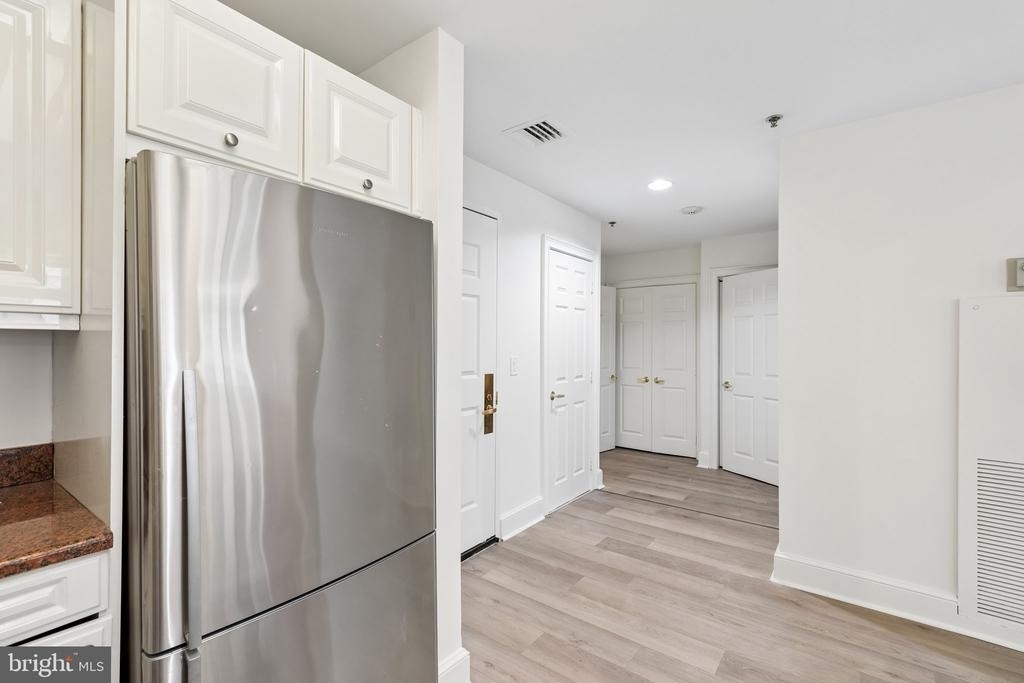 1500 Chestnut Street - Photo 9