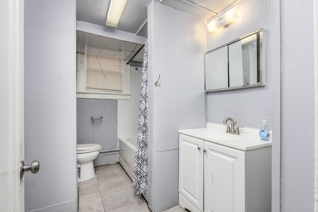 6225 Middlesex Street - Photo 1