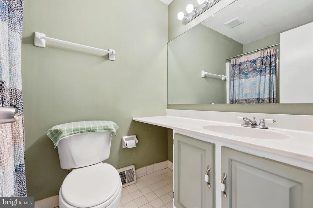 704 Keely Street - Photo 12