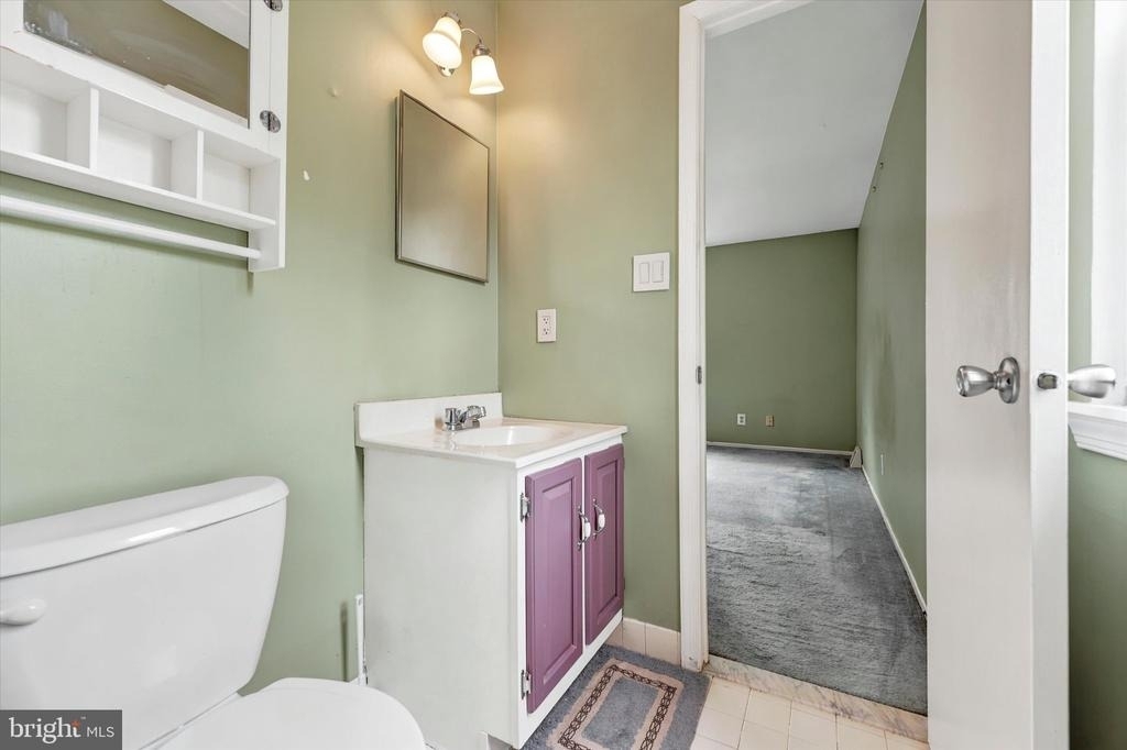 704 Keely Street - Photo 20