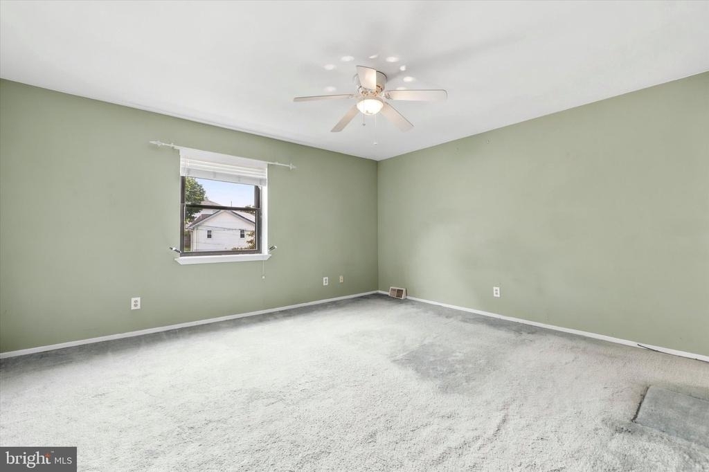 704 Keely Street - Photo 17