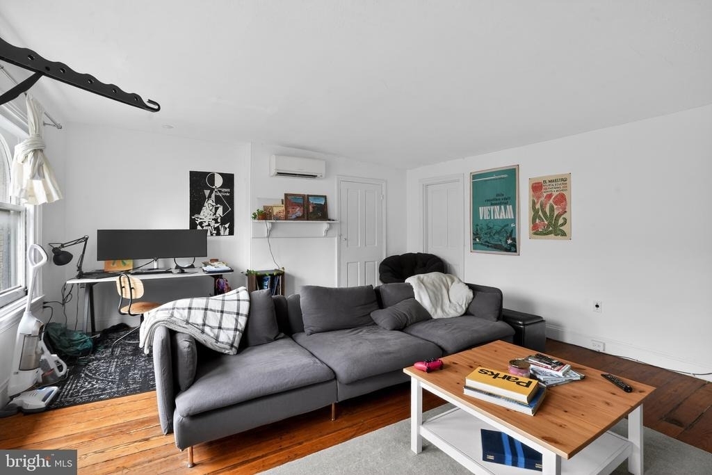 1919 Spruce Street - Photo 4