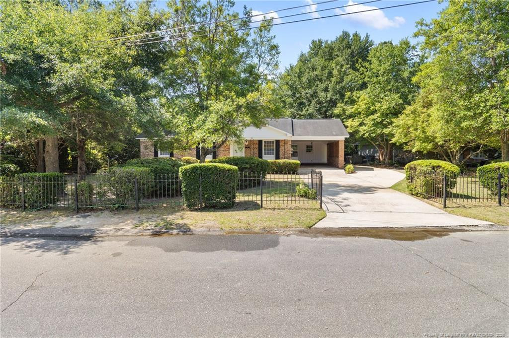 309 Kenwood Drive - Photo 1