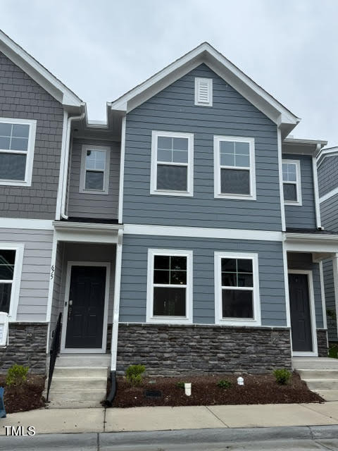 683 Mirkwood Avenue - Photo 0