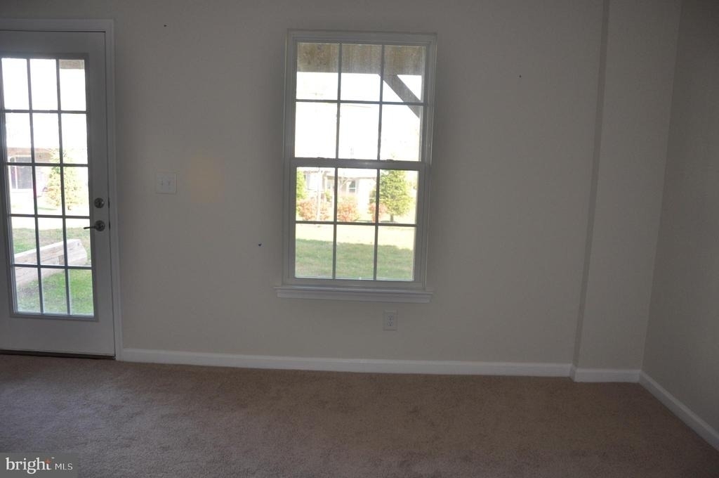 905 Susan Circle - Photo 7