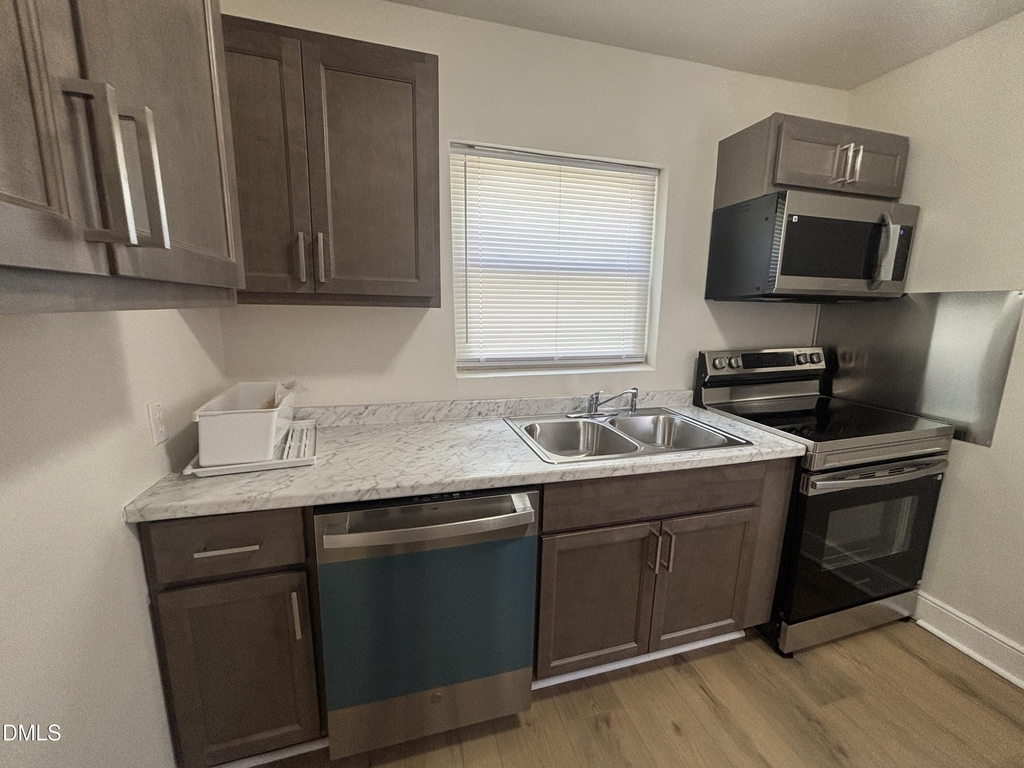 1111 South Street - Photo 3