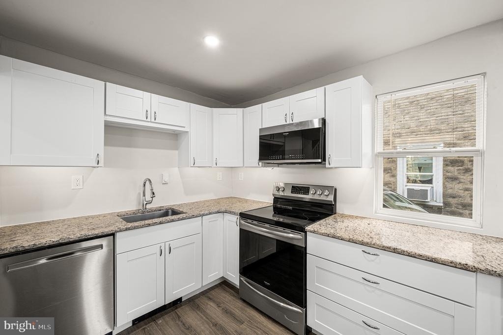 30 Keystone Avenue - Photo 11