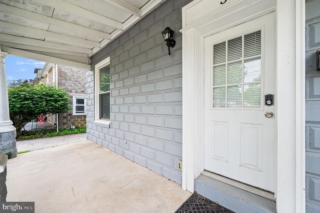 30 Keystone Avenue - Photo 2