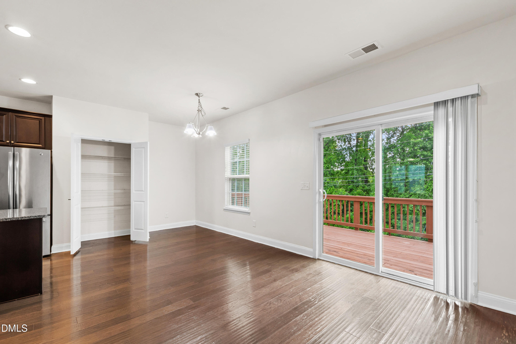 1101 Boxcar Way - Photo 7