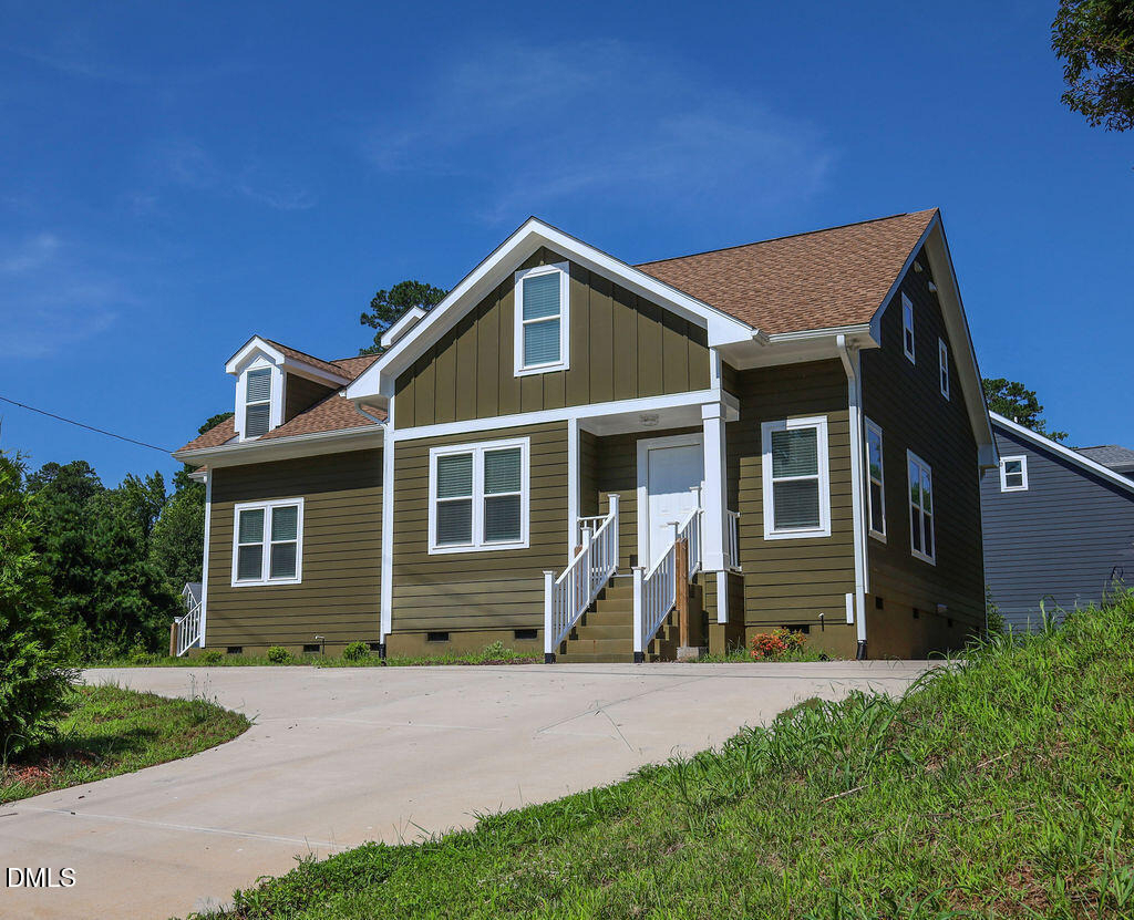 255 Erwin Road - Photo 0