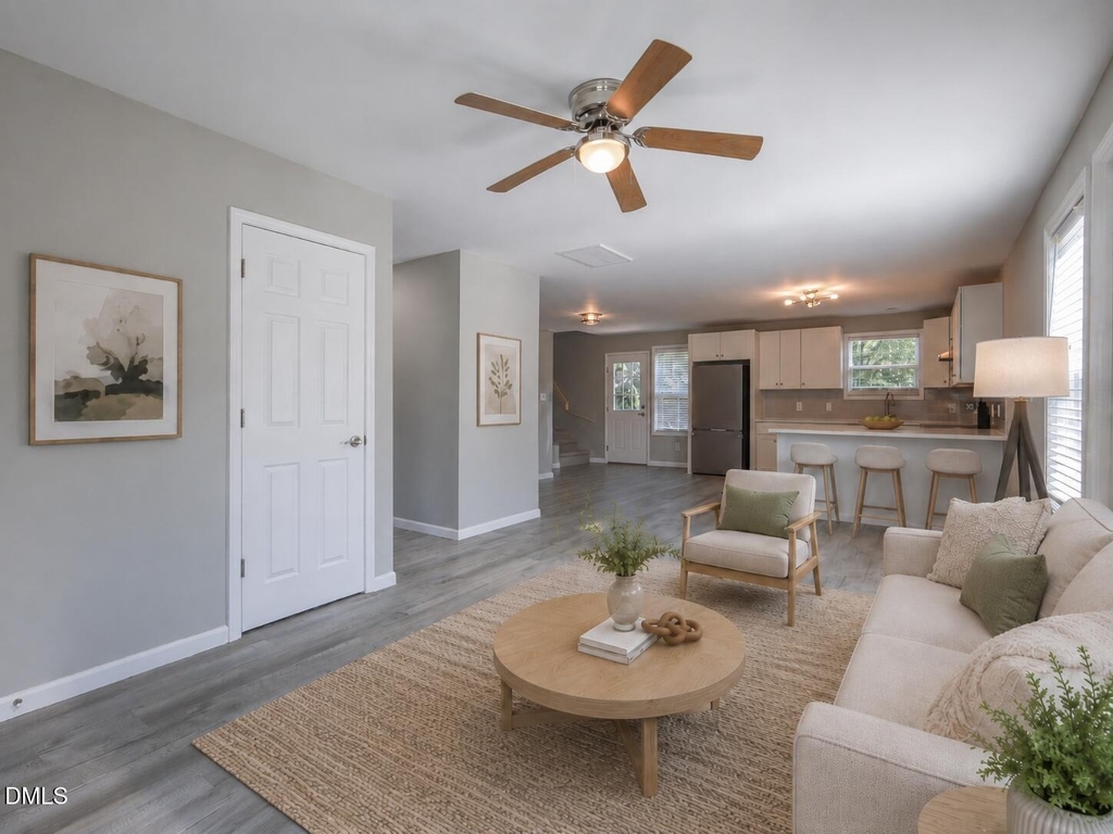 255 Erwin Road - Photo 4
