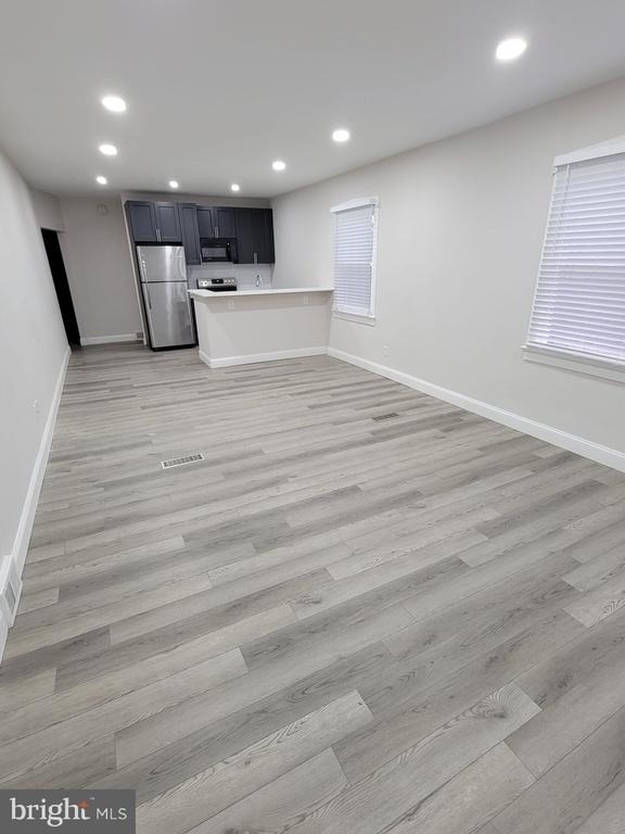 300 W Kings Highway - Photo 1