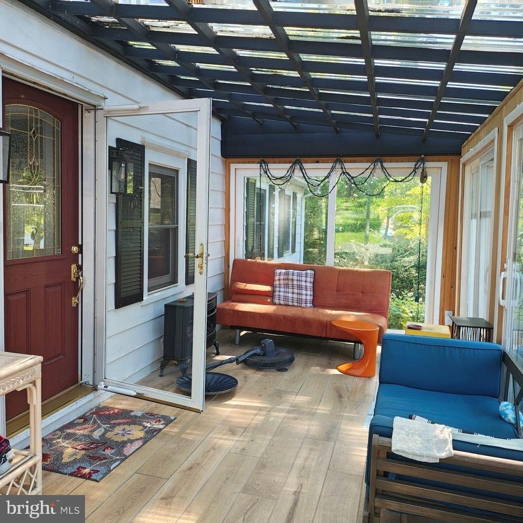 11 Sylvan Avenue - Photo 8