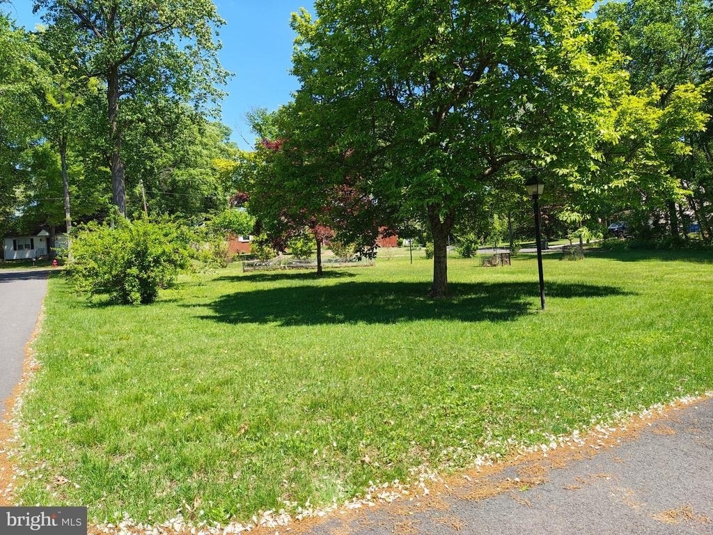 11 Sylvan Avenue - Photo 7