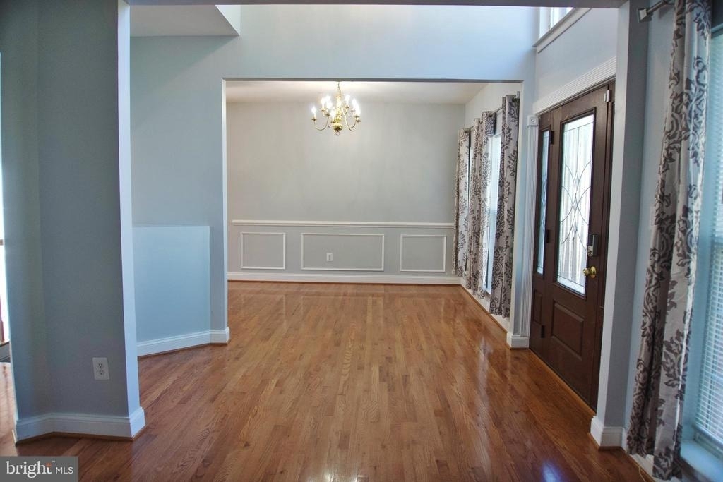 14906 Dennington Drive - Photo 5