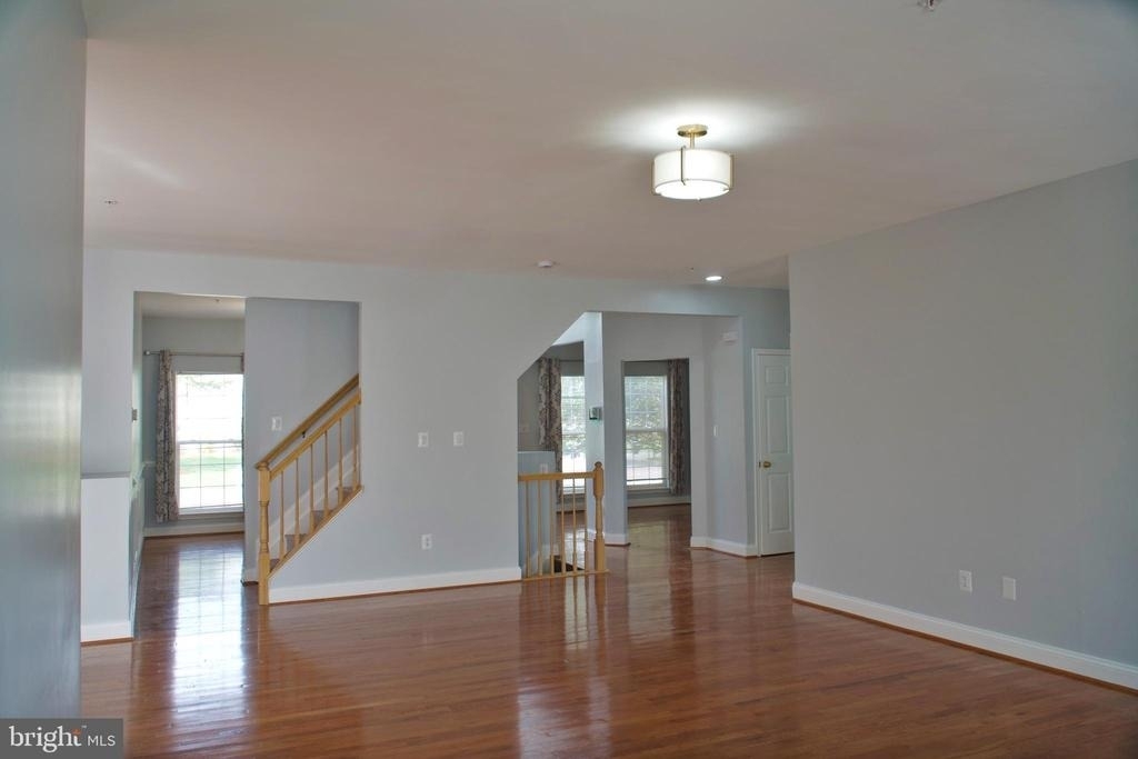 14906 Dennington Drive - Photo 9
