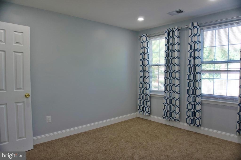 14906 Dennington Drive - Photo 20