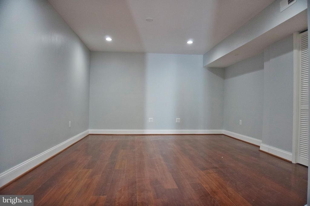 14906 Dennington Drive - Photo 39