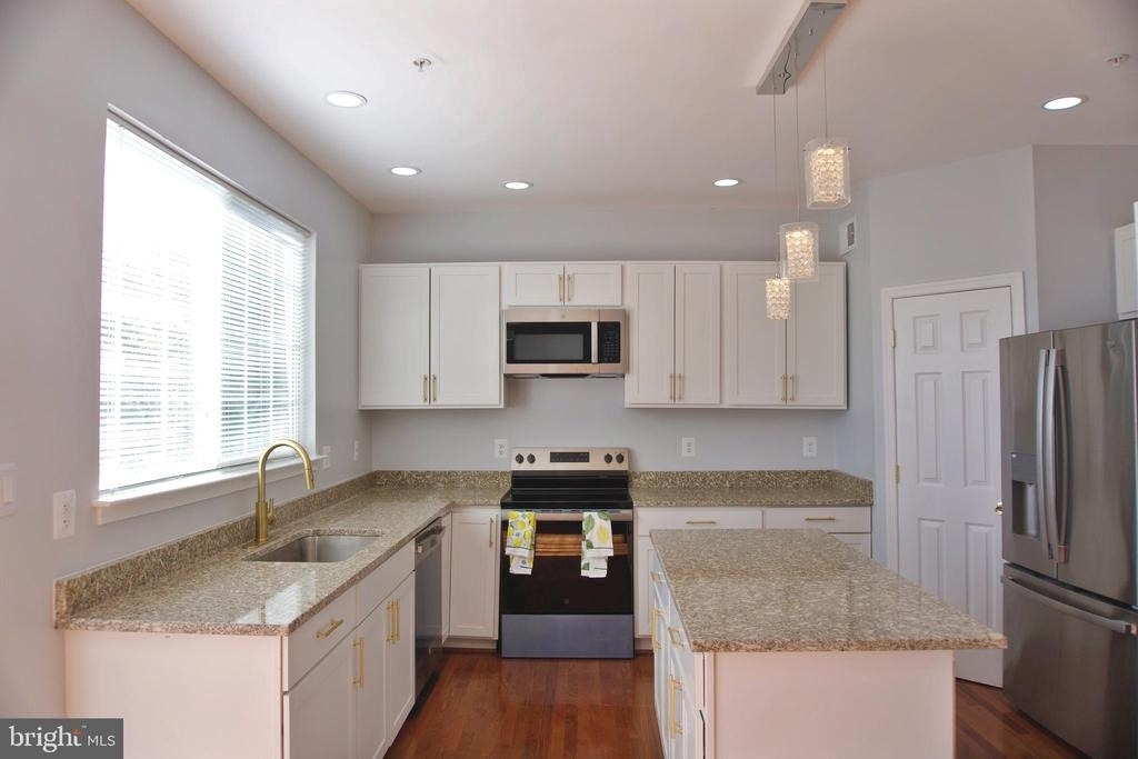 14906 Dennington Drive - Photo 13
