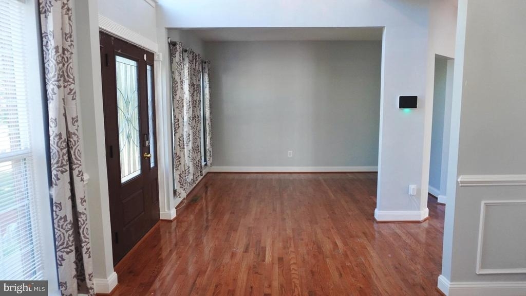 14906 Dennington Drive - Photo 4