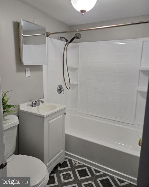 805 Eastern Avenue - Photo 10
