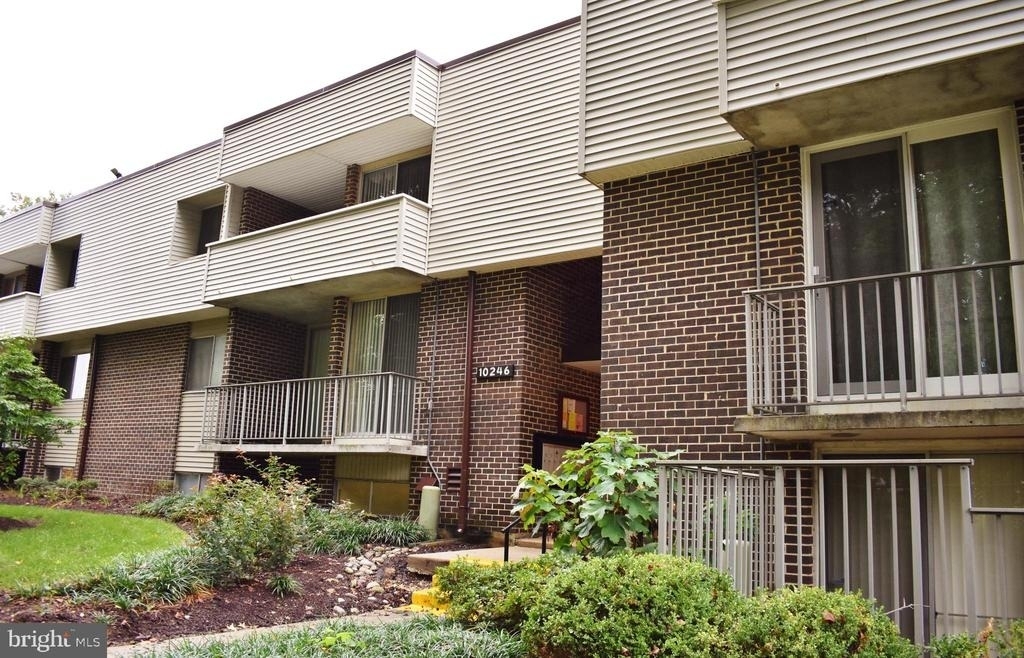 10246 Prince Place - Photo 0