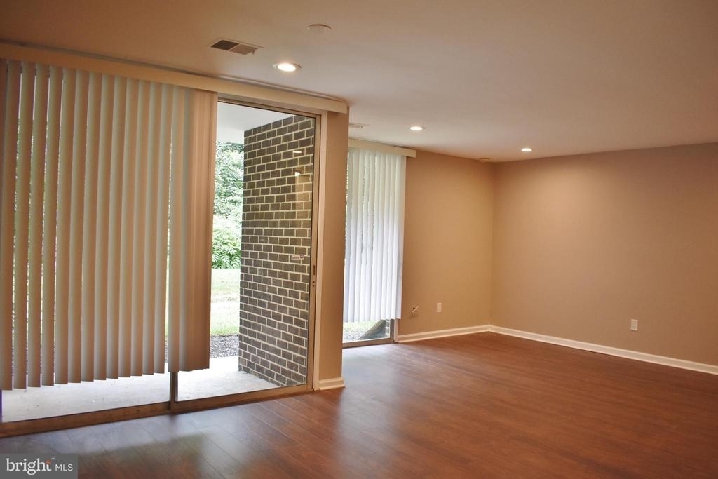 10246 Prince Place - Photo 7