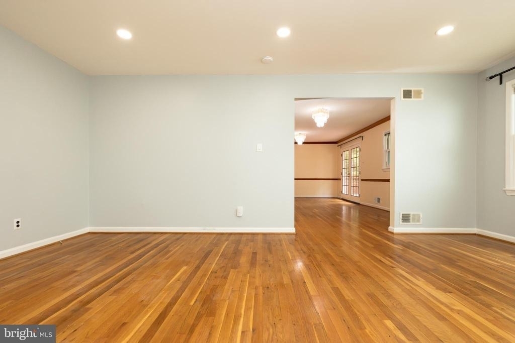 11506 Karen Drive - Photo 16