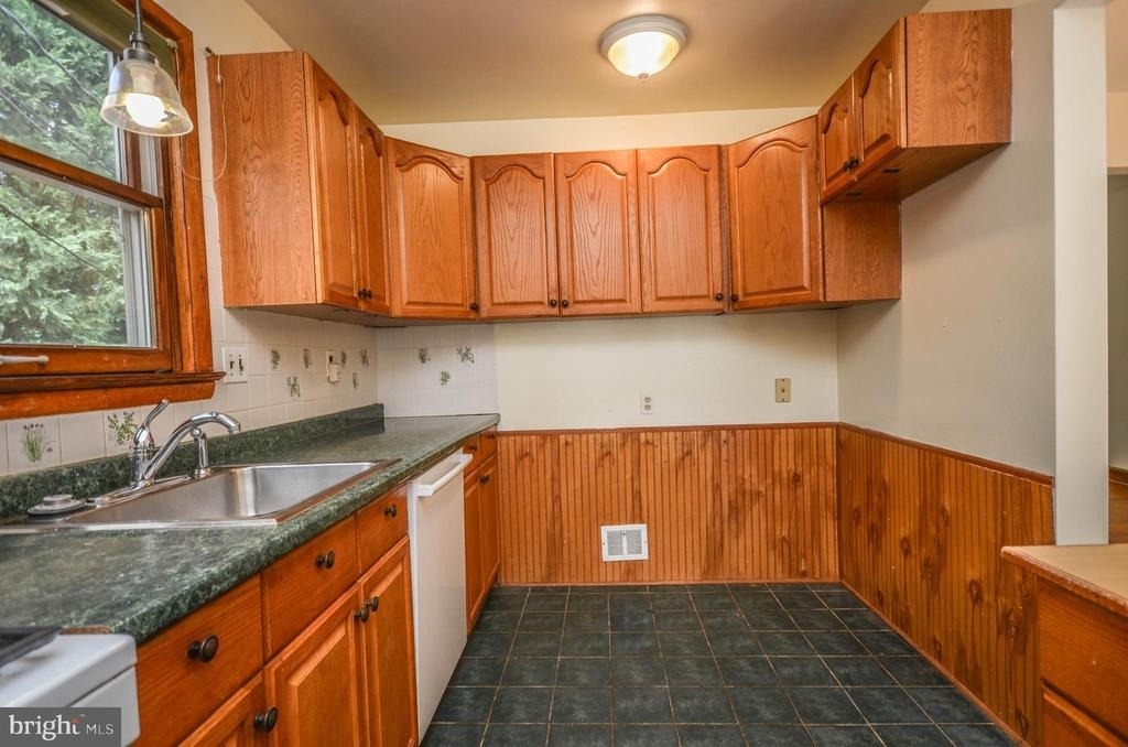 2034 Glen Ross Road - Photo 9