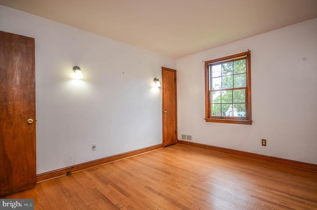 2034 Glen Ross Road - Photo 12