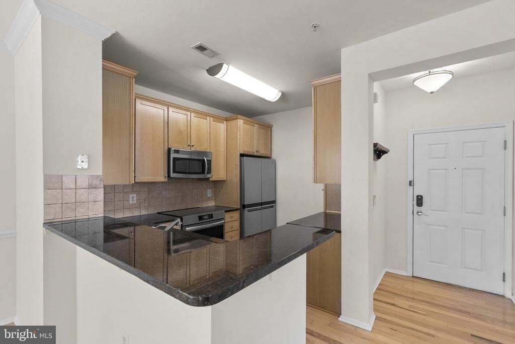 11800 Old Georgetown - Photo 15