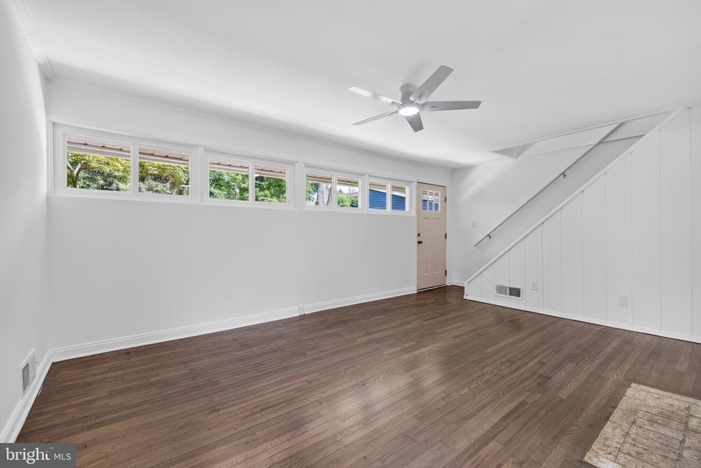 303 Nimitz Avenue - Photo 6