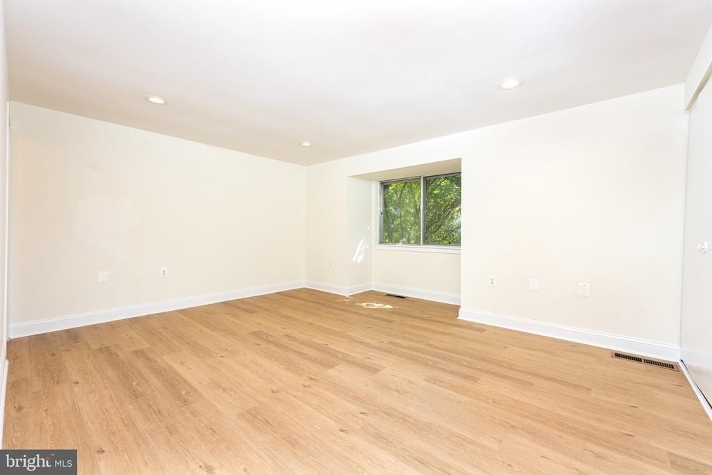 9453 Horizon Run Road - Photo 20