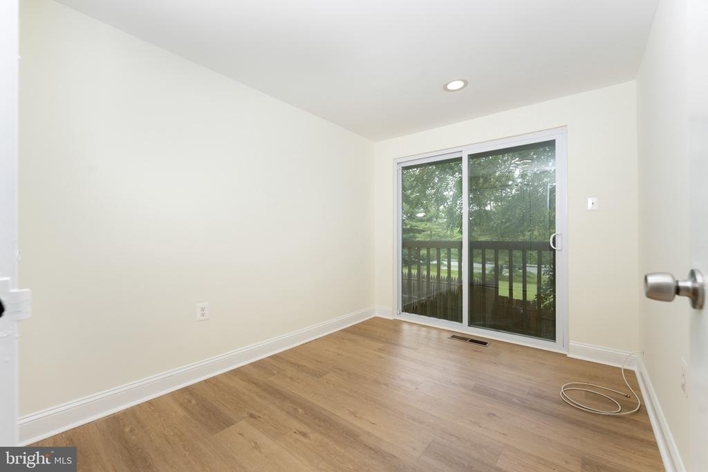 9453 Horizon Run Road - Photo 15