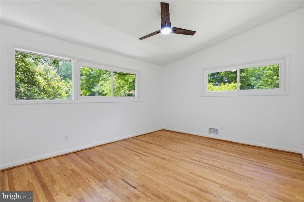 6614 Melody Lane - Photo 32