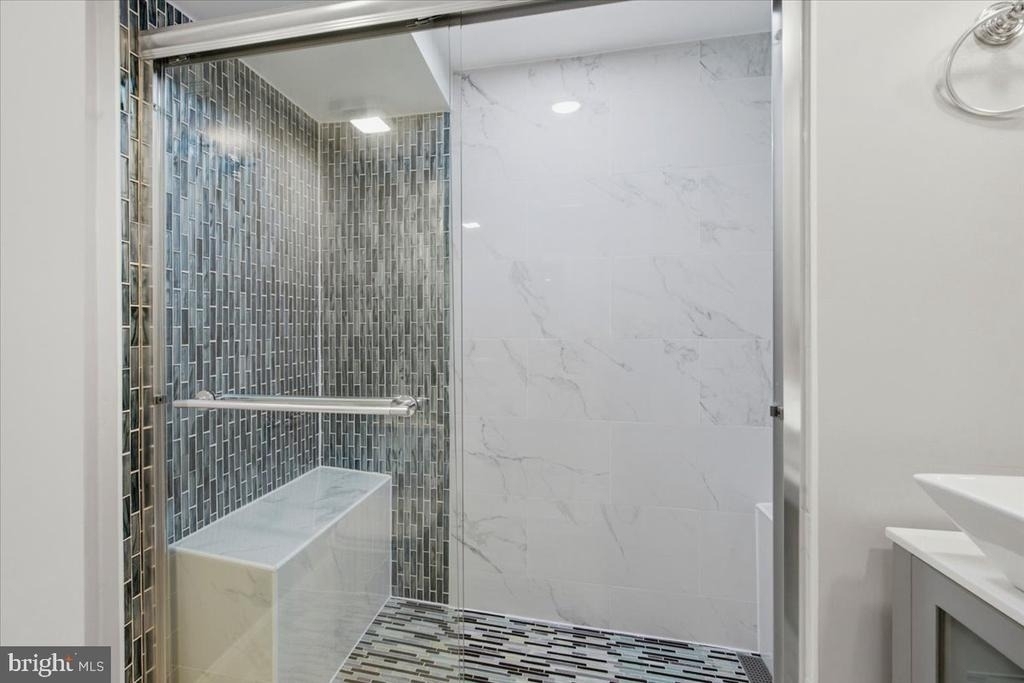 6614 Melody Lane - Photo 39