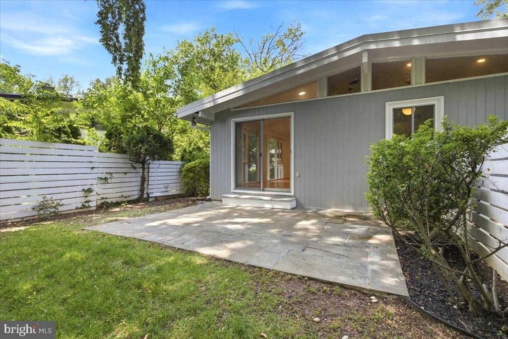 6614 Melody Lane - Photo 15