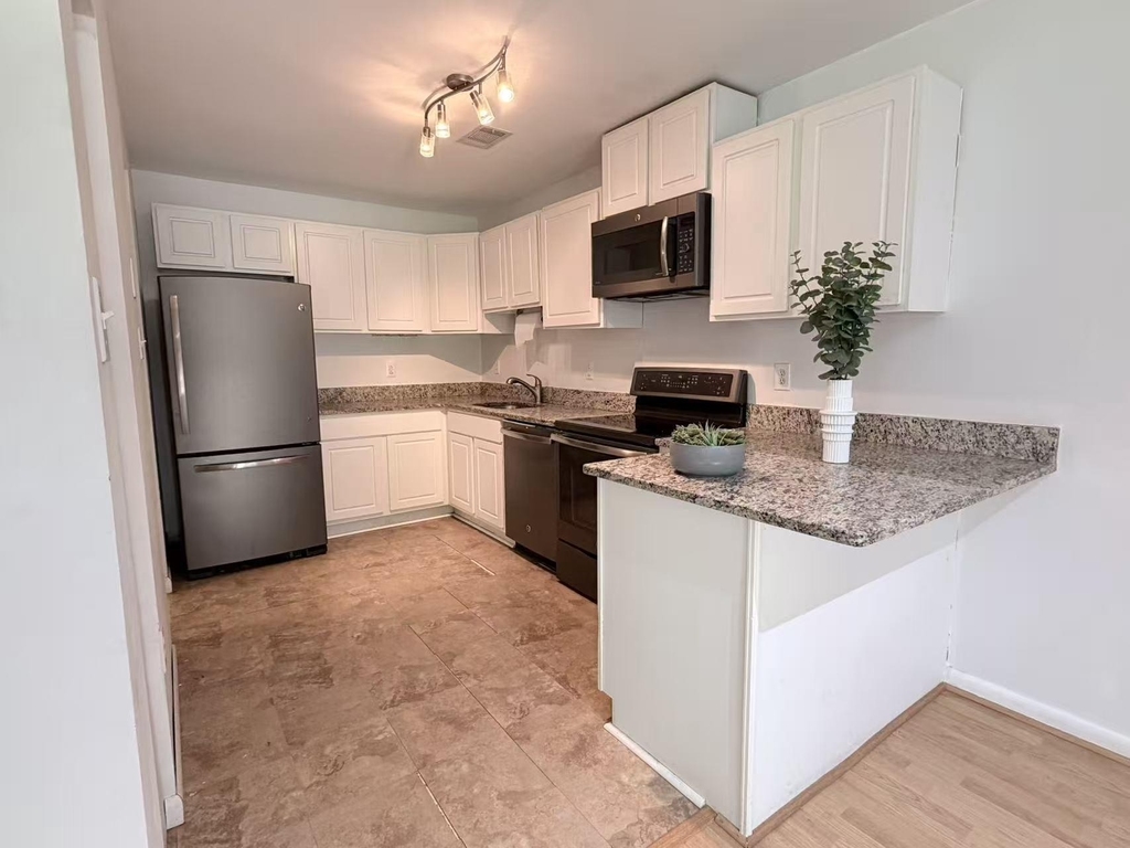 18711 Paprika Court - Photo 5