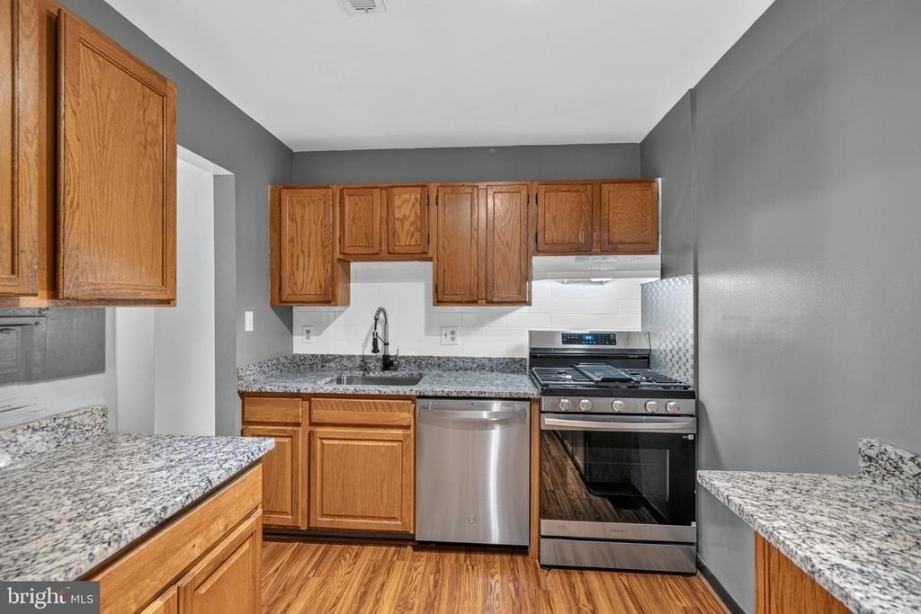 5039 Green Mountain Circle - Photo 3