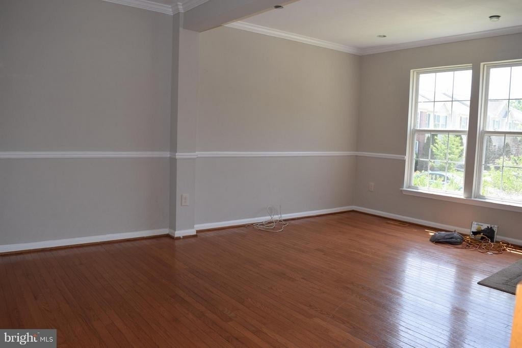 9333 Maxwell Court - Photo 2