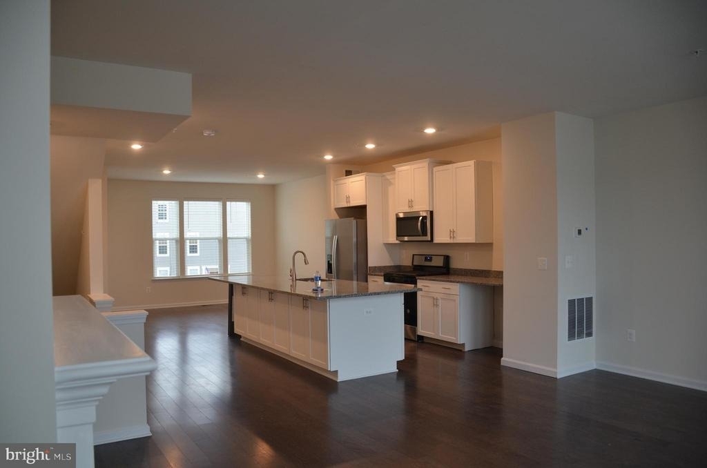 5609 Tallyn Hunt Place - Photo 4