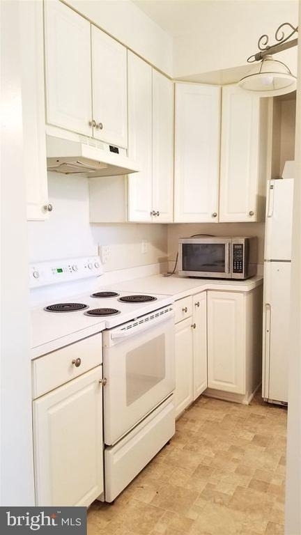 5208 Duke Court - Photo 7