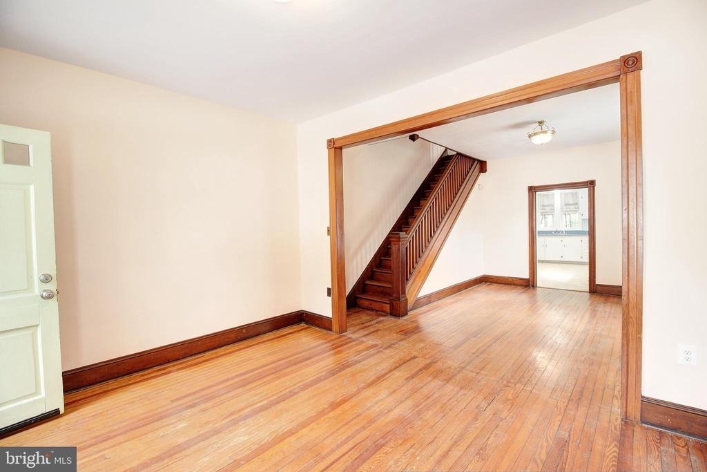 3 Mcmurray Street - Photo 2