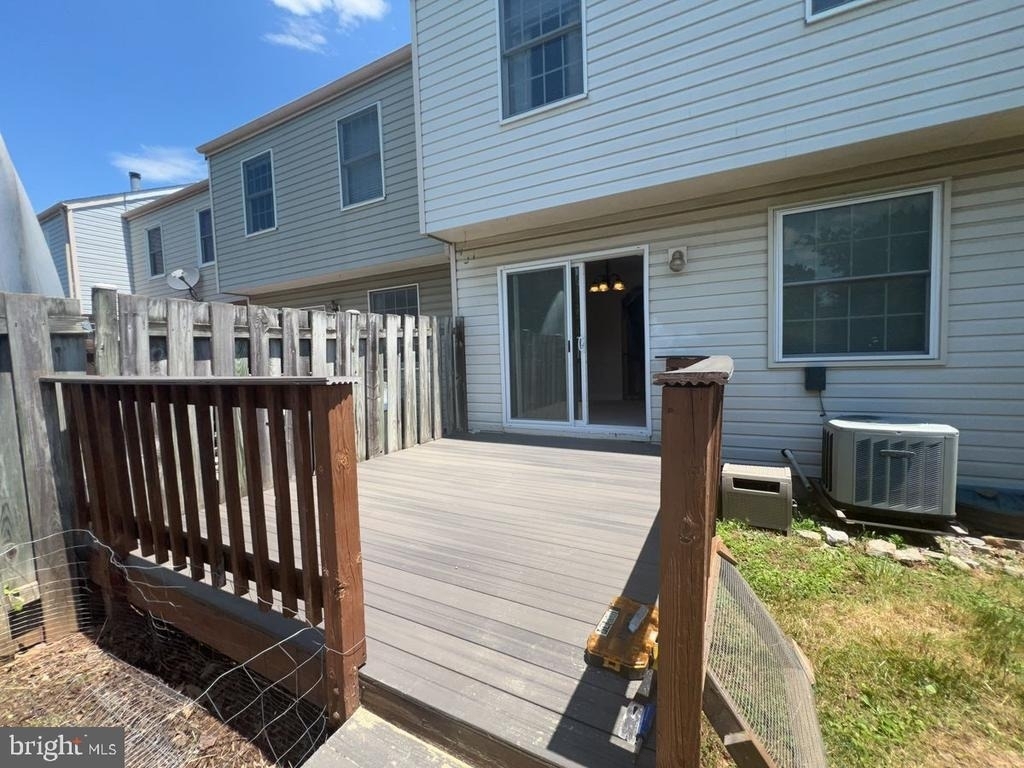 5614 Denton Court - Photo 15