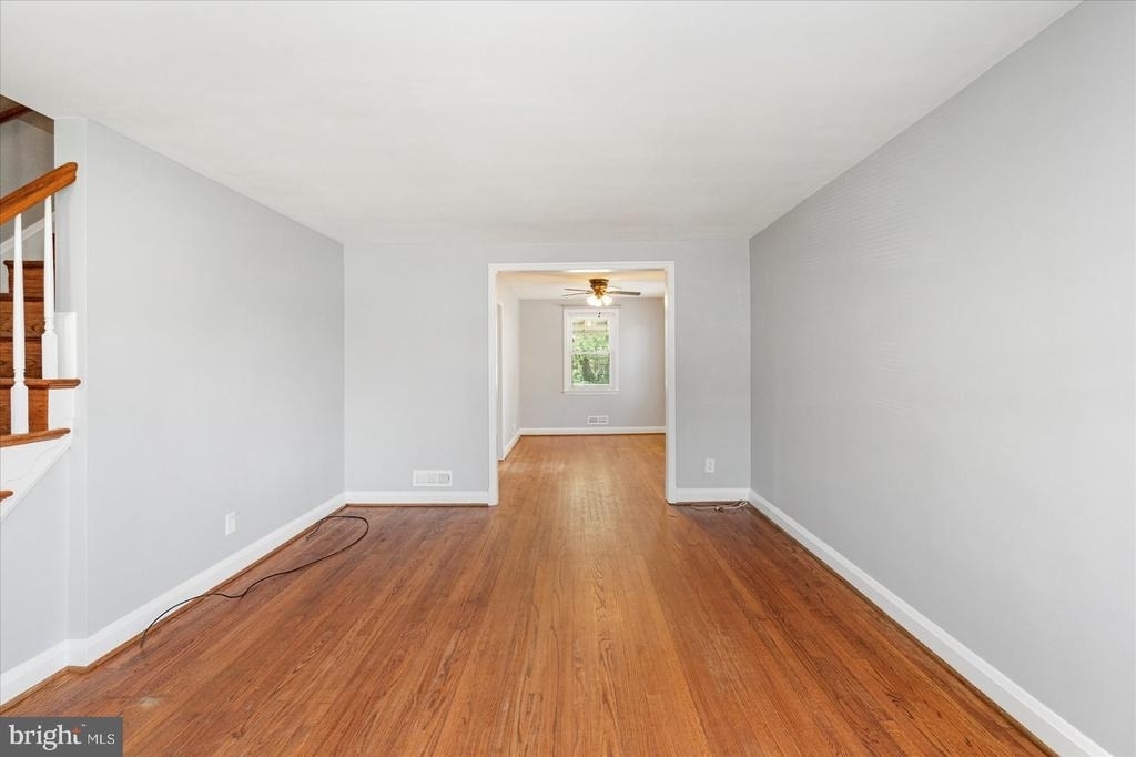 1974 Searles Road - Photo 6