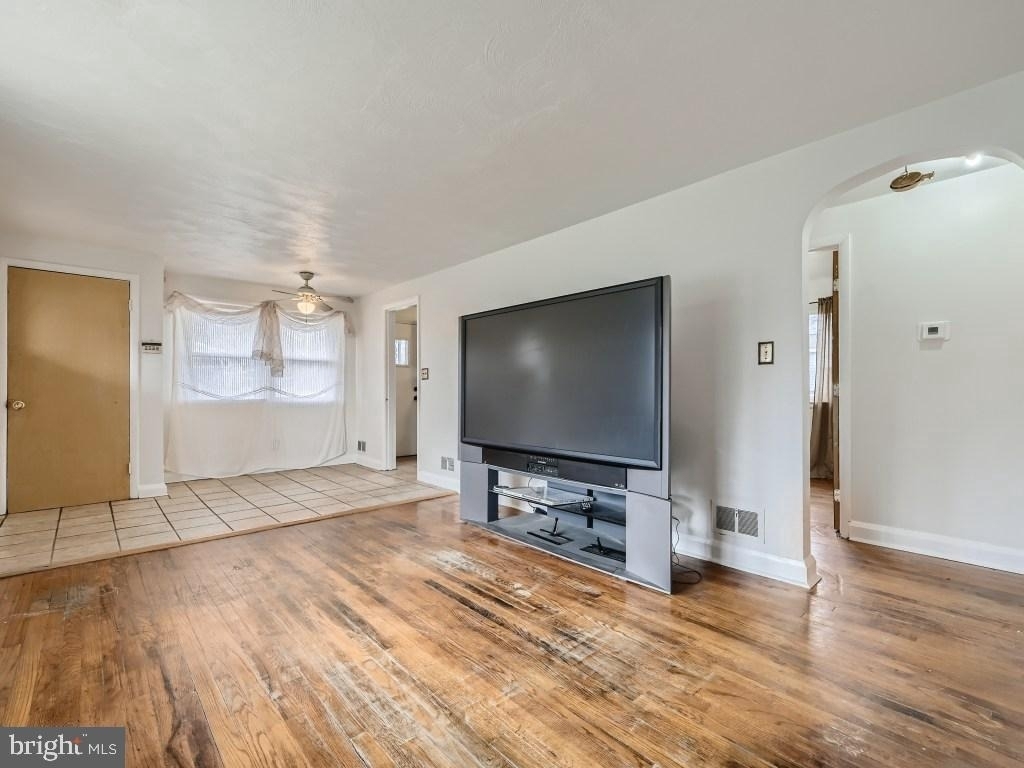 4816 Valley Forge Road - Photo 10