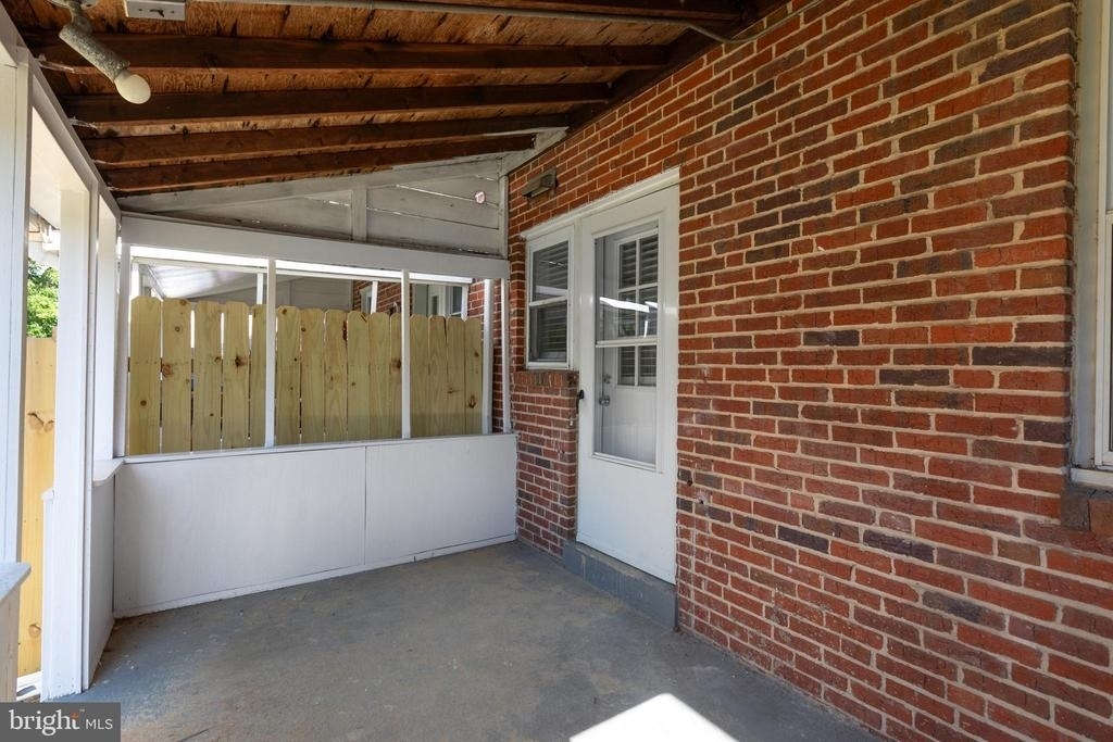 1714 Pin Oak Road - Photo 35